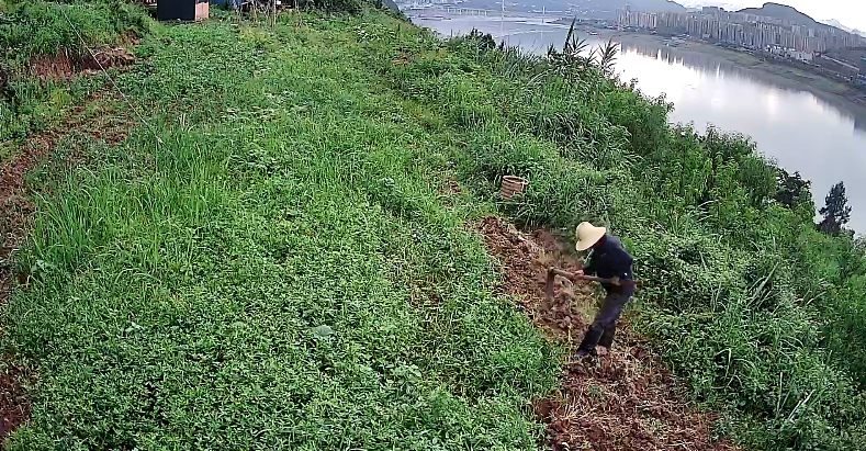 小河边